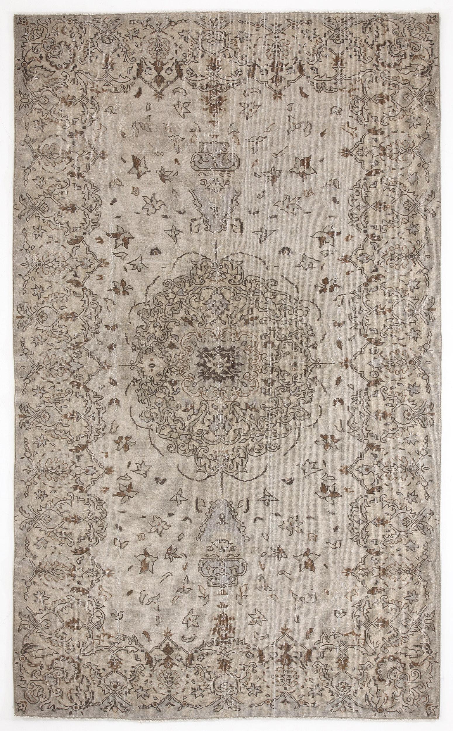 Sifana - Vintage Medallion Rug - 5'10 X 9'7