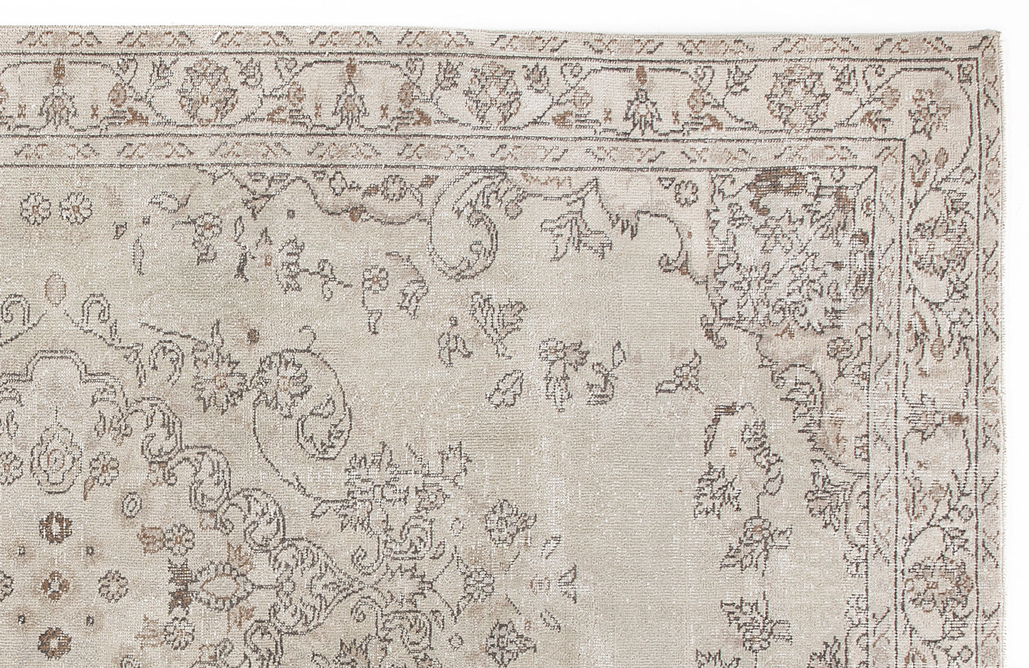 Nelous - Vintage Medallion Rug - 5'7 X 9'11