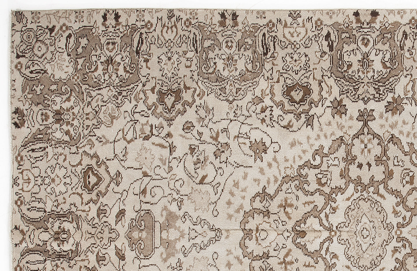 Clobaus - Vintage Medallion Rug - 5'7 X 8'10