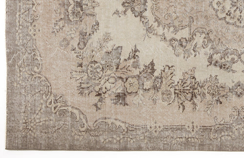 Load image 1 in gallery view. Slidaan - Vintage Medallion Rug - 5'8 X 9'2