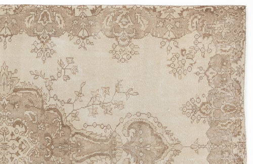Load image 1 in gallery view. Maduex - Vintage Medallion Rug - 5'5 X 8'10