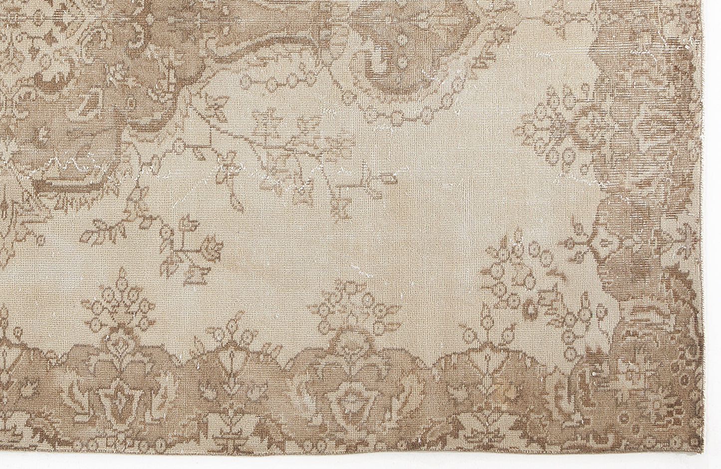 Maduex - Vintage Medallion Rug - 5'5 X 8'10