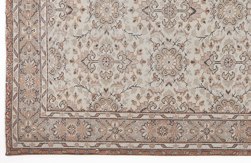 Load image 1 in gallery view. Slina - Vintage Floral Rug - 5'7 X 9'3