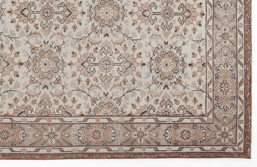 Load image 1 in gallery view. Slina - Vintage Floral Rug - 5'7 X 9'3