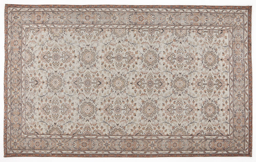 Load image 1 in gallery view. Slina - Vintage Floral Rug - 5'7 X 9'3