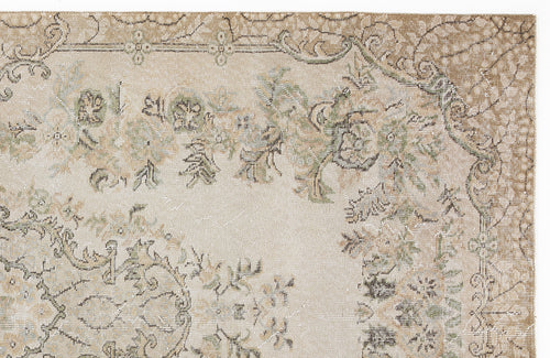 Load image 1 in gallery view. Kaloel - Vintage Medallion Rug - 5'4 X 9'3