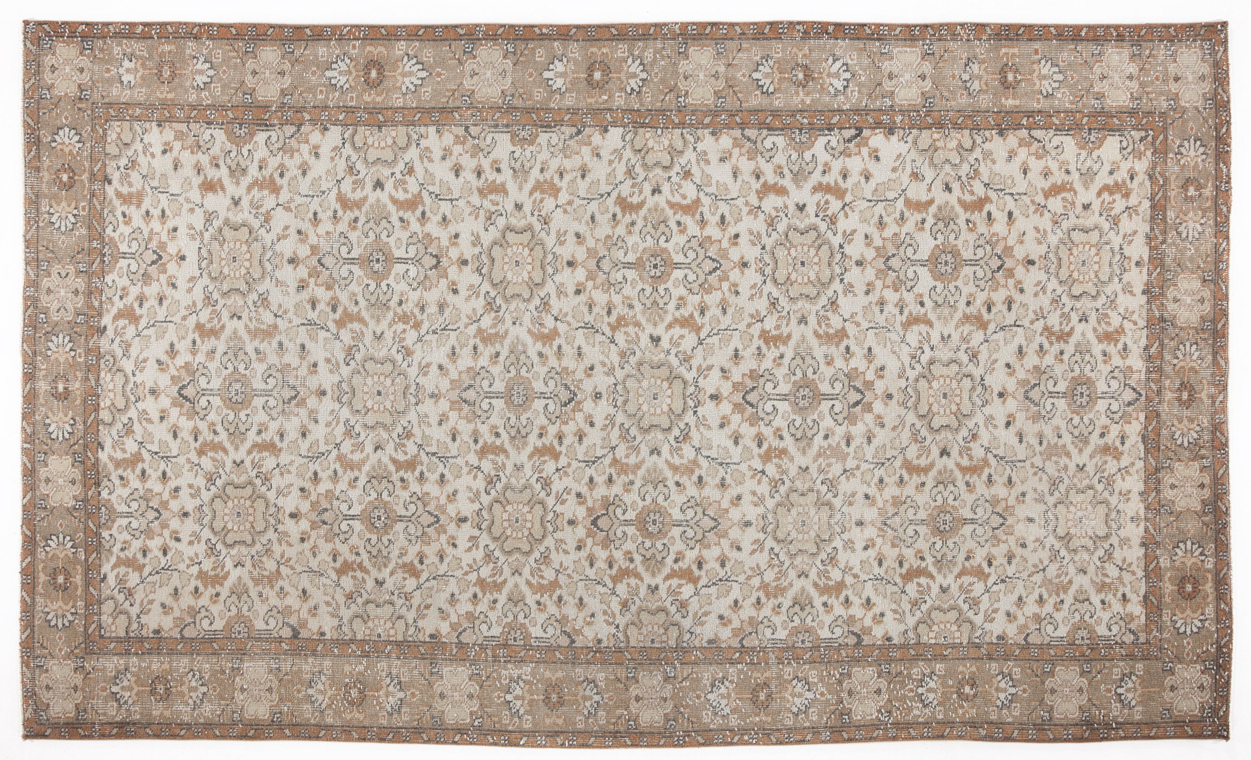 Riseva - Vintage Floral Rug - 5'5 X 9'1