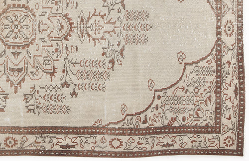 Load image 1 in gallery view. Riazia - Vintage Medallion Rug - 5'1 X 8'7