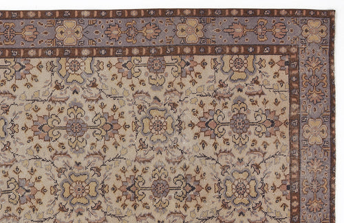 Load image 1 in gallery view. Faane - Vintage Floral Rug - 5'3 X 9'5