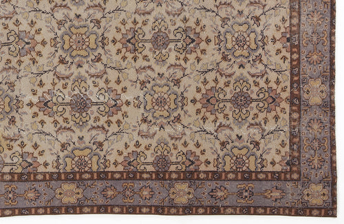 Load image 1 in gallery view. Faane - Vintage Floral Rug - 5'3 X 9'5