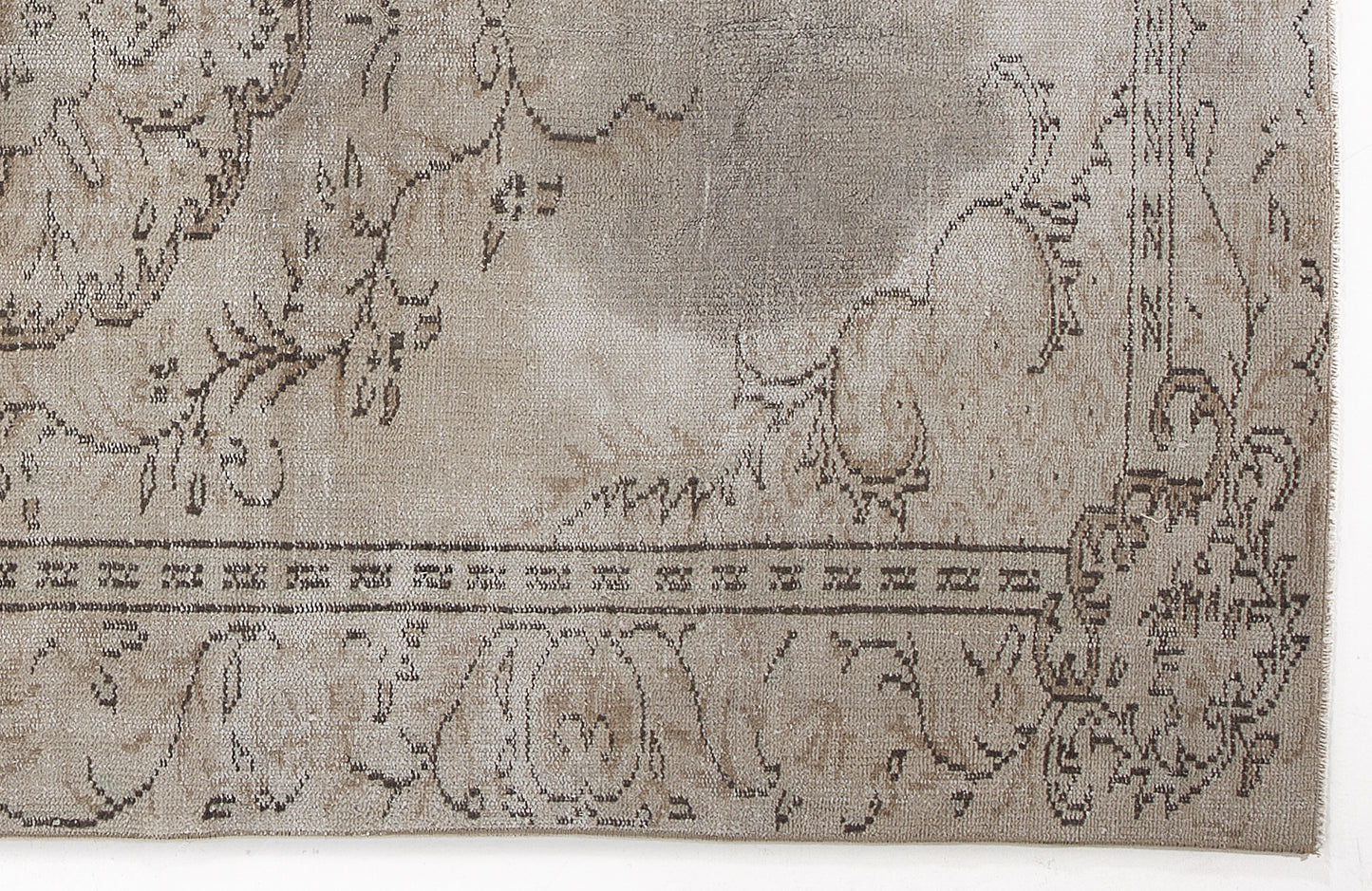 Fasana - Vintage Medallion Rug - 5'6 X 8'11