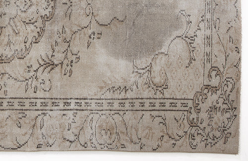 Load image 1 in gallery view. Fasana - Vintage Medallion Rug - 5'6 X 8'11