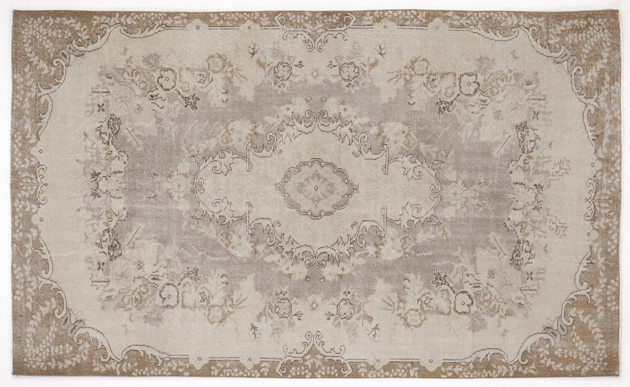 Slososa - Vintage Medallion Rug - 5'5 X 9'1