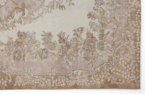 Load image 1 in gallery view. Paema - Vintage Medallion Rug - 5'10 X 9'7