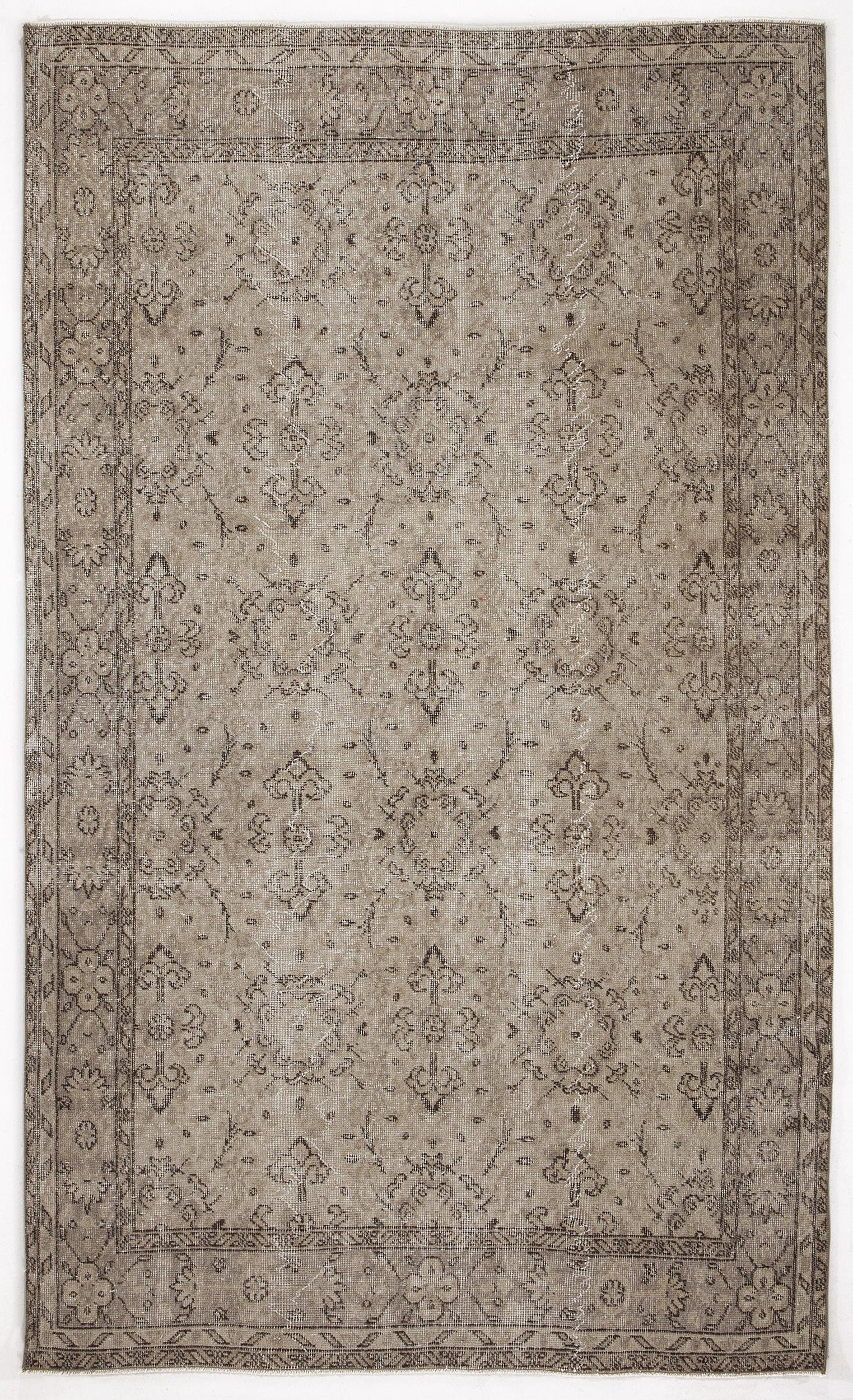 Ravama - Vintage Floral Rug - 5'2 X 8'6
