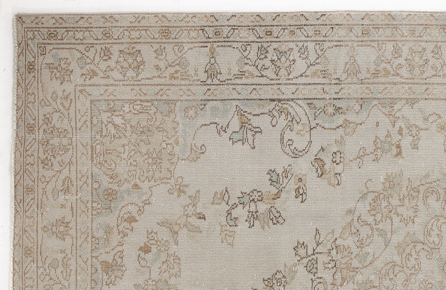 Shaeseta - Vintage Medallion Rug - 6'0 X 9'3
