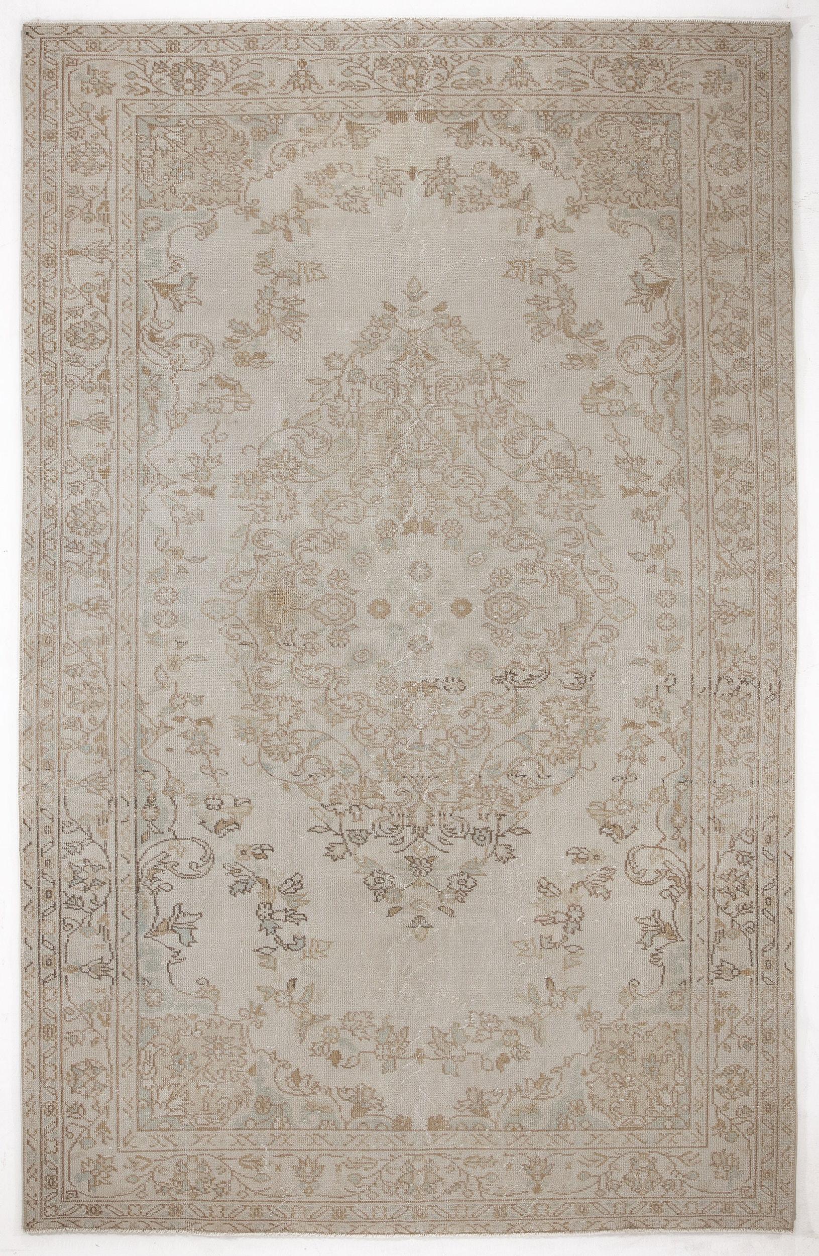 Shaeseta - Vintage Medallion Rug - 6'0 X 9'3