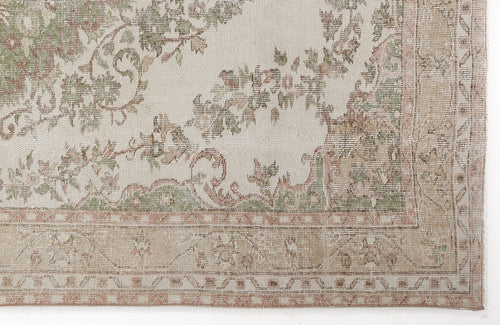 Load image 1 in gallery view. Bluta - Vintage Medallion Rug - 6'0 X 9'5