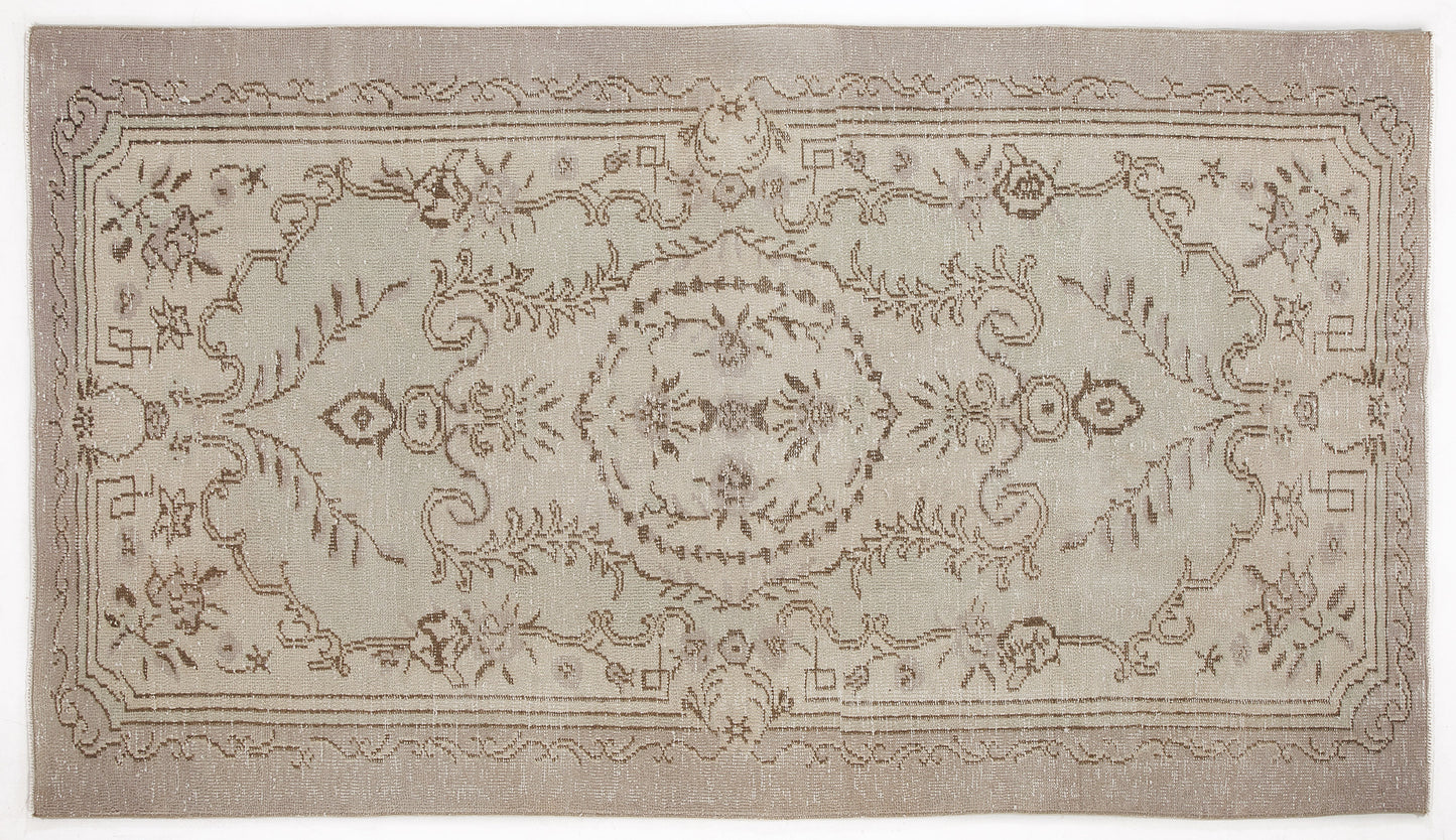Turina - Vintage Medallion Rug - 4'10 X 8'8