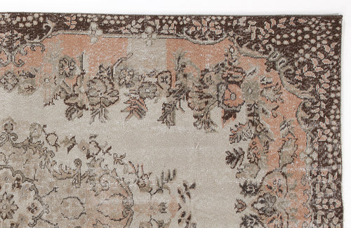 Load image 1 in gallery view. Grayn - Vintage Medallion Rug - 5'7 X 9'1