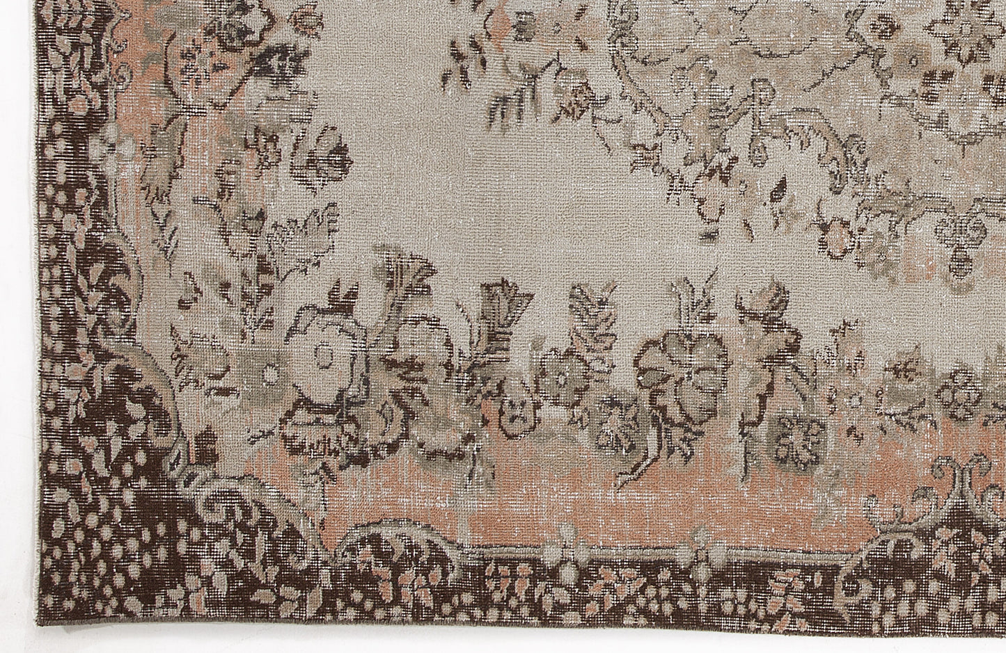 Grayn - Vintage Medallion Rug - 5'7 X 9'1