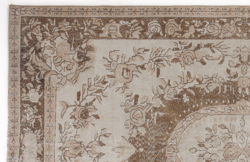 Load image 1 in gallery view. Copoar - Vintage Medallion Rug - 5'7 X 9'4