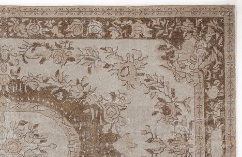 Load image 1 in gallery view. Copoar - Vintage Medallion Rug - 5'7 X 9'4