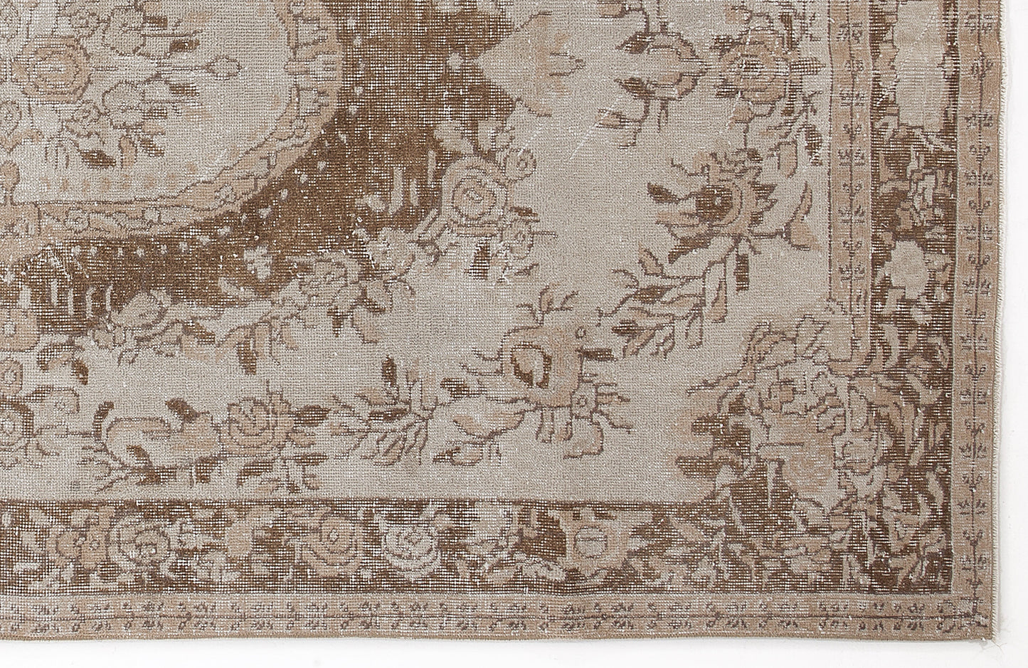 Copoar - Vintage Medallion Rug - 5'7 X 9'4