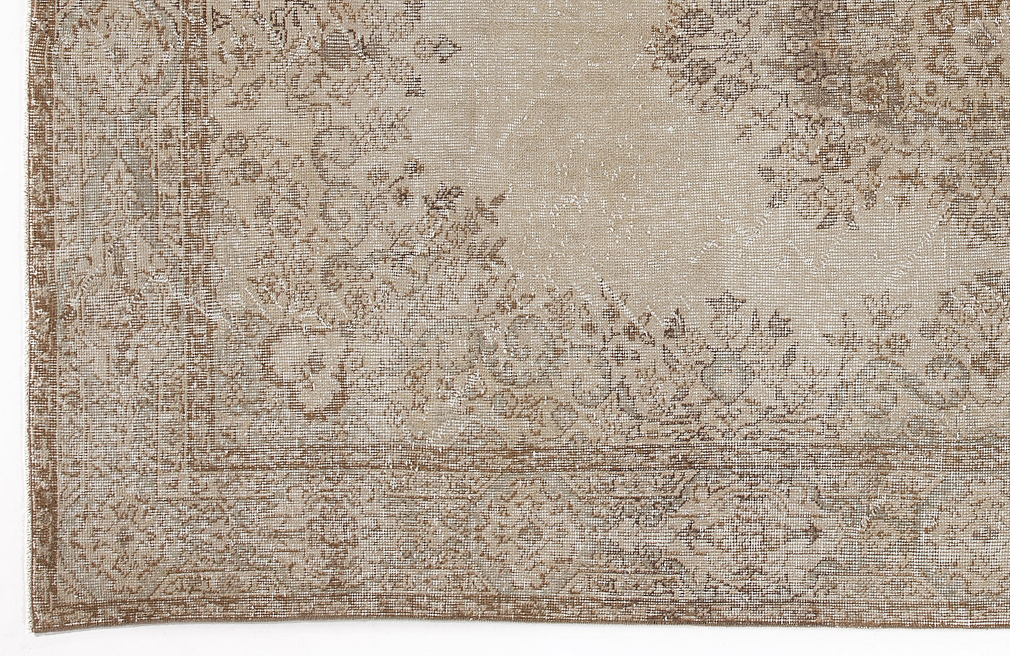 Pauta - Vintage Medallion Rug - 5'8 X 9'3