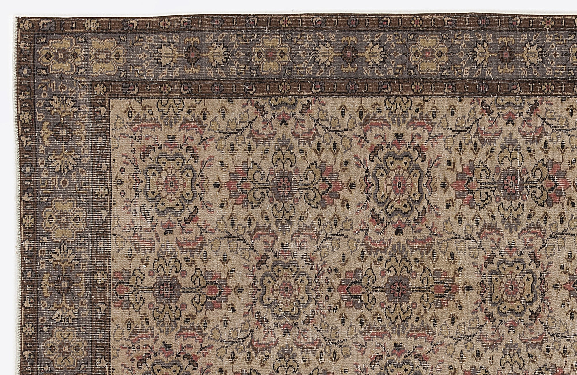 Radena - Vintage Floral Rug - 5'0 X 8'11