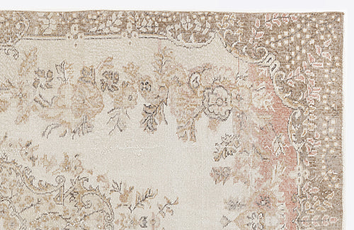 Load image 1 in gallery view. Mebaya - Vintage Medallion Rug - 5'8 X 9'9