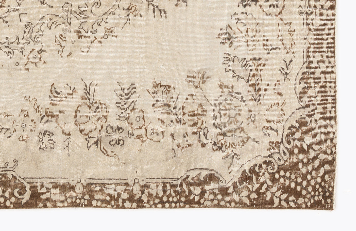 Toseus - Vintage Medallion Rug - 6'4 X 9'10