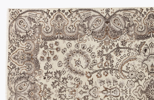 Load image 1 in gallery view. Pitala - Vintage Medallion Rug - 5'1 X 8'8