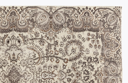 Load image 1 in gallery view. Pitala - Vintage Medallion Rug - 5'1 X 8'8