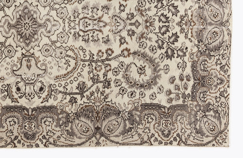 Load image 1 in gallery view. Pitala - Vintage Medallion Rug - 5'1 X 8'8