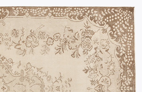 Load image 1 in gallery view. Draeloas - Vintage Medallion Rug - 5'7 X 9'9