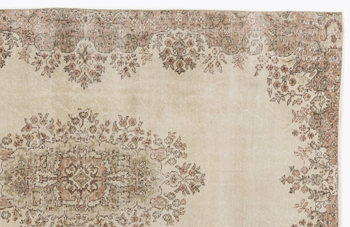 Load image 1 in gallery view. Shova - Vintage Medallion Rug - 5'4 X 8'3