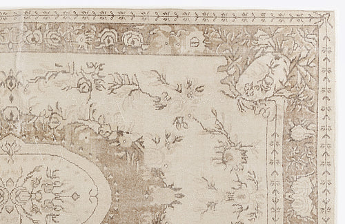 Load image 1 in gallery view. Crulian - Vintage Medallion Rug - 5'7 X 10'3