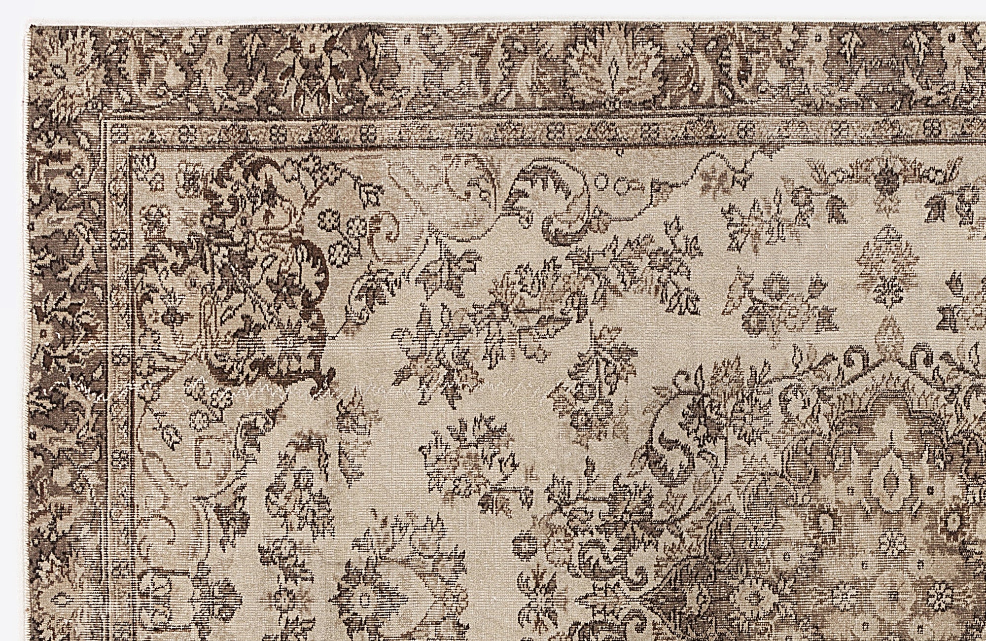 Cavima - Vintage Medallion Rug - 6'1 X 9'3