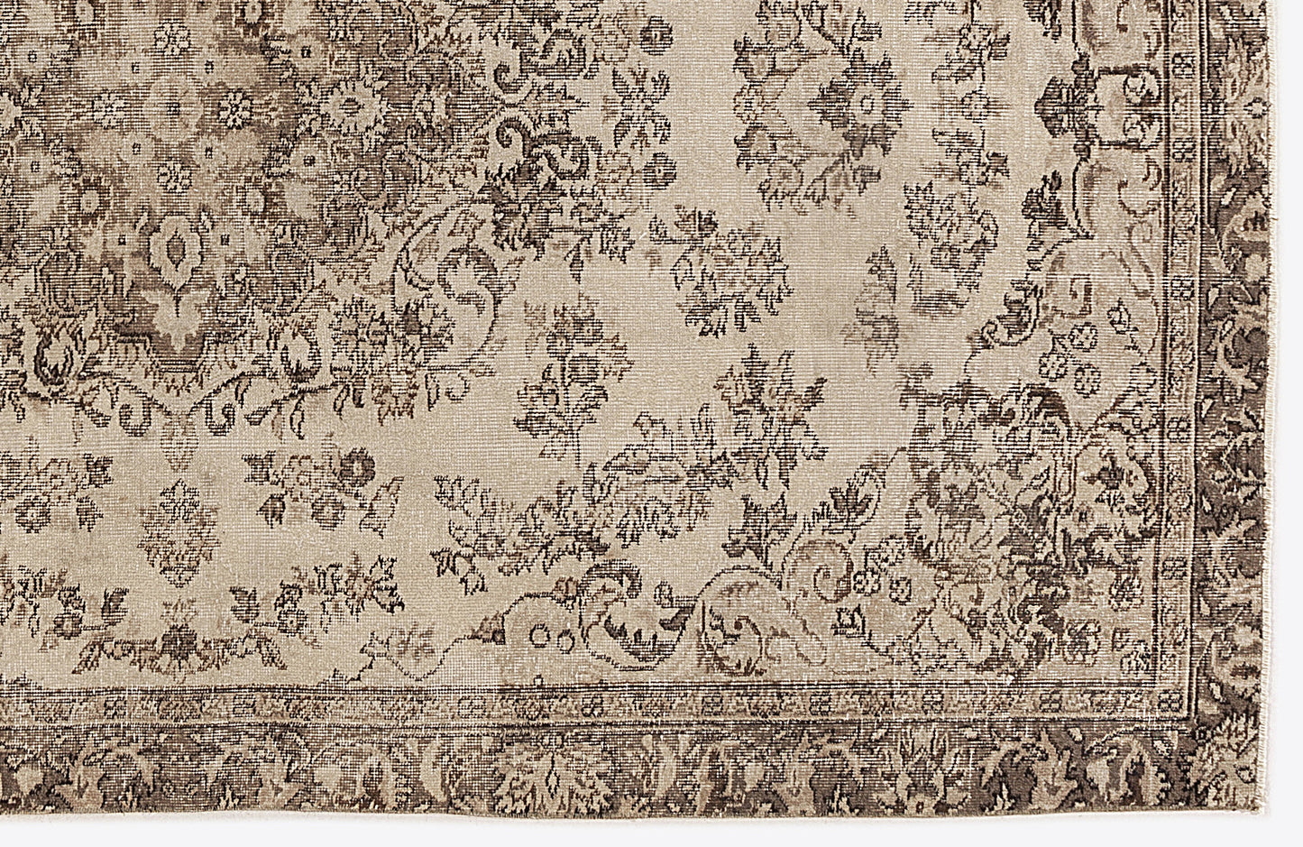 Cavima - Vintage Medallion Rug - 6'1 X 9'3