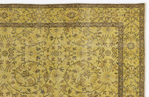 Load image 1 in gallery view. Nunear - Vintage Floral Rug - 5'6 X 9'6