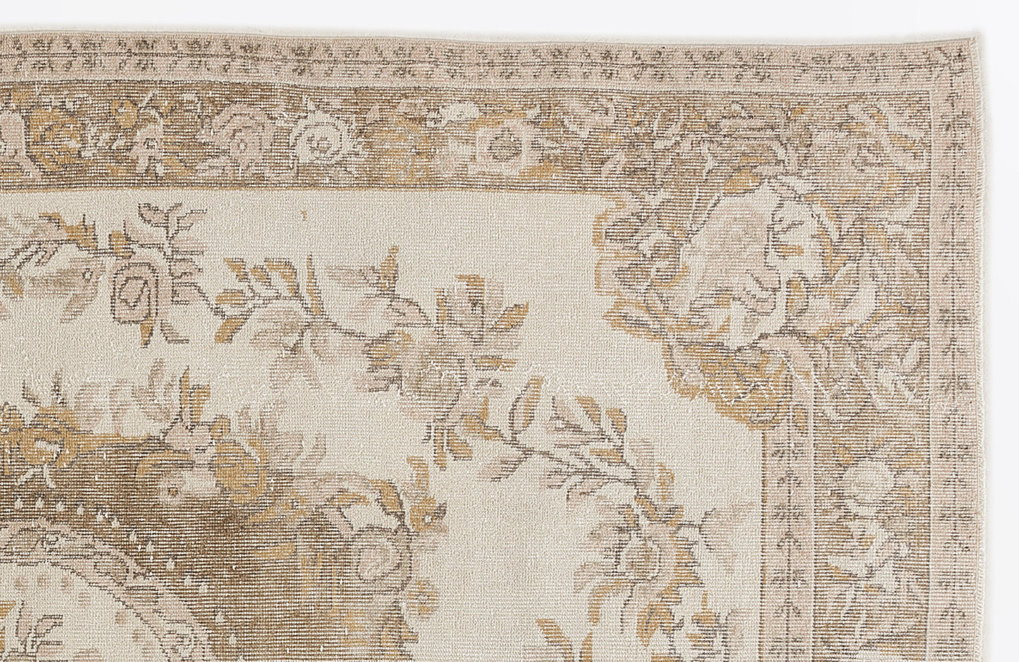 Lakoa - Vintage Medallion Rug - 6'0 X 9'3