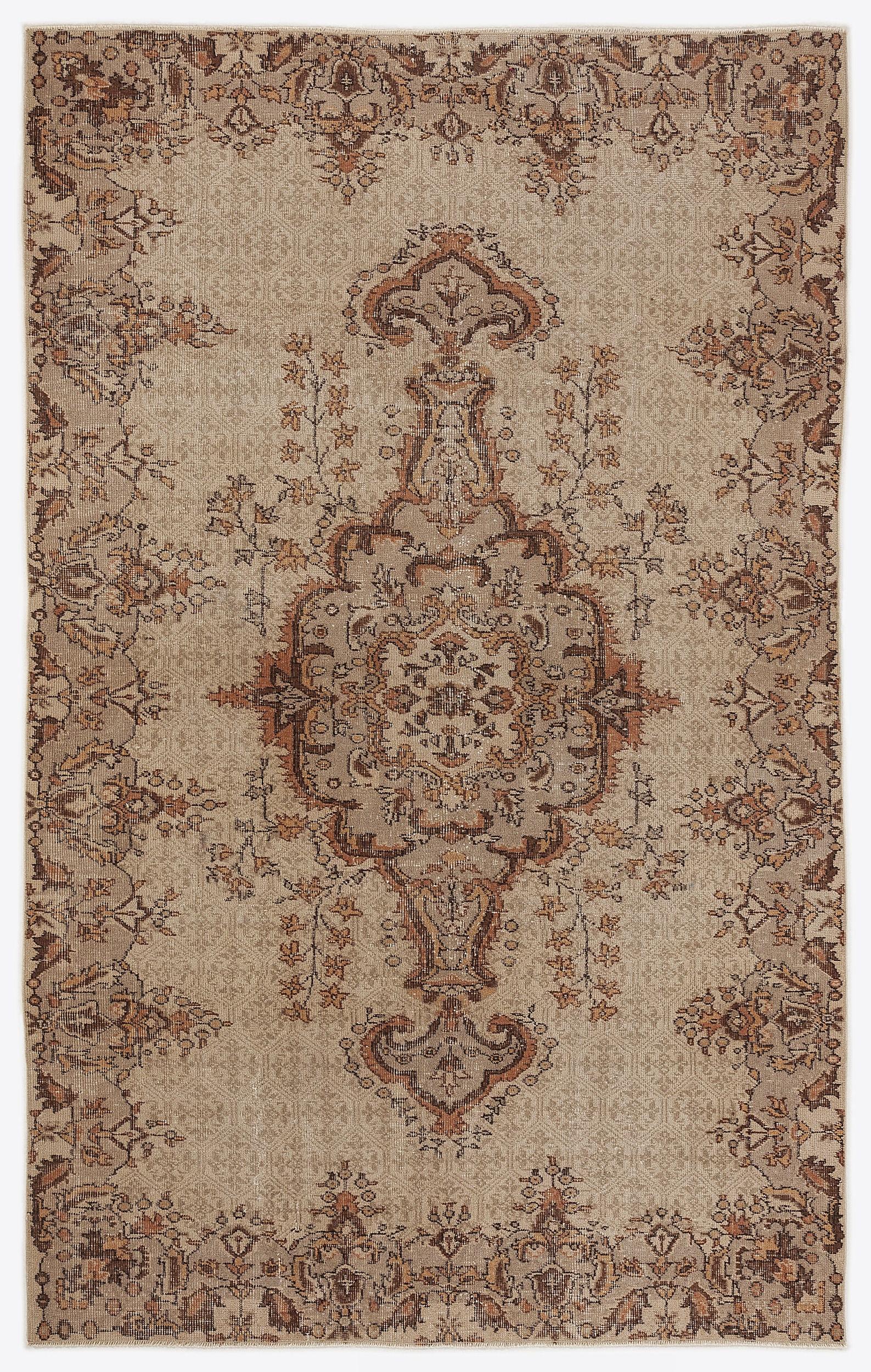 Hadura - Vintage Medallion Rug - 5'10 X 9'1