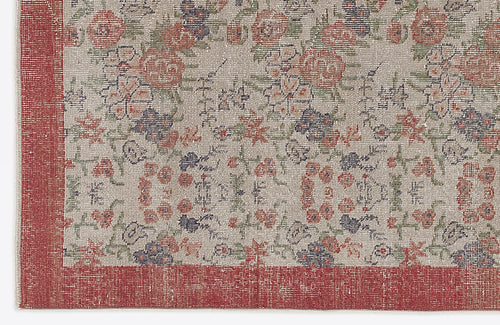 Load image 1 in gallery view. Shaex - Vintage Floral Rug - 5'5 X 9'0