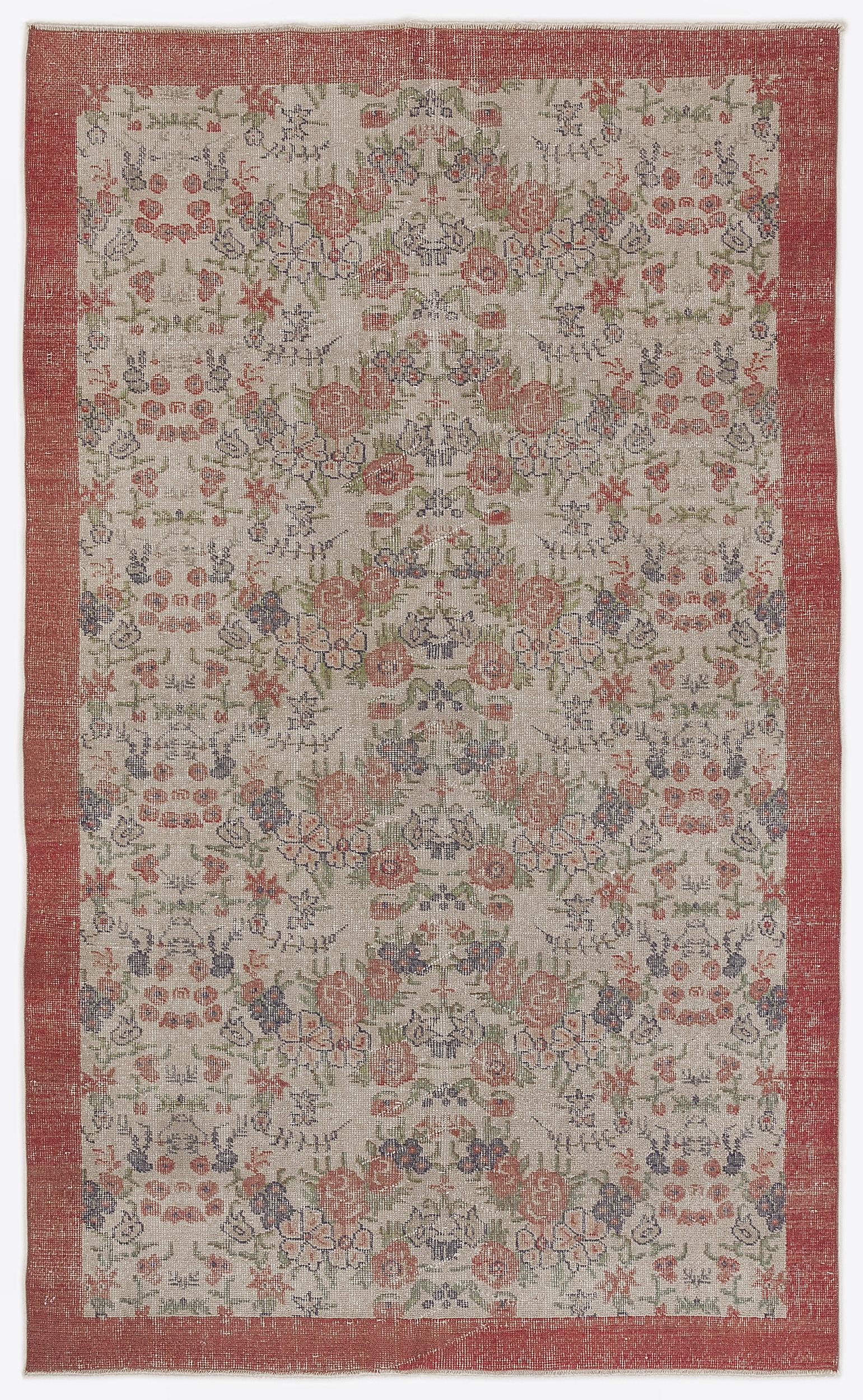 Shaex - Vintage Floral Rug - 5'5 X 9'0
