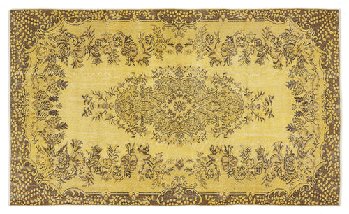 Load image 1 in gallery view. Rakoen - Vintage Medallion Rug - 5'4 X 9'1