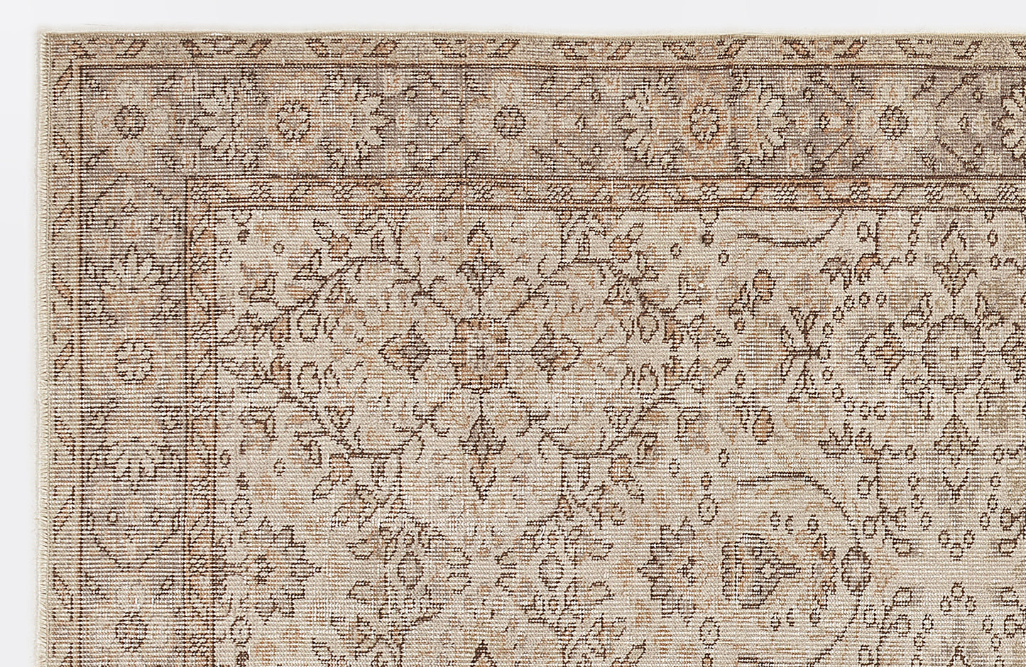 Mupoon - Vintage Floral Rug - 5'7 X 9'7