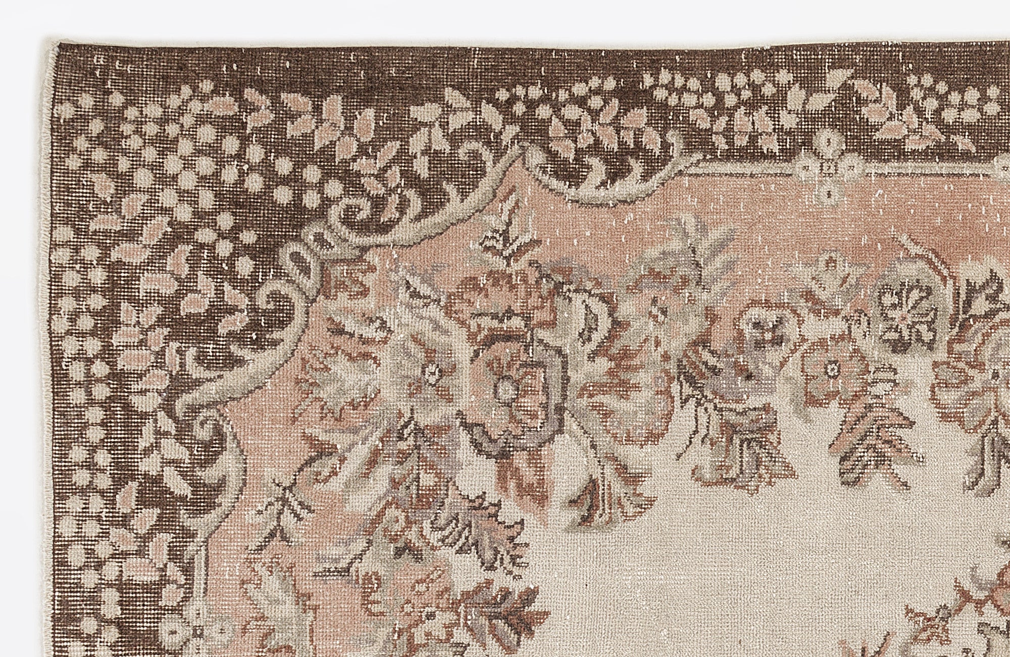 Thana - Vintage Medallion Rug - 6'2 X 9'9