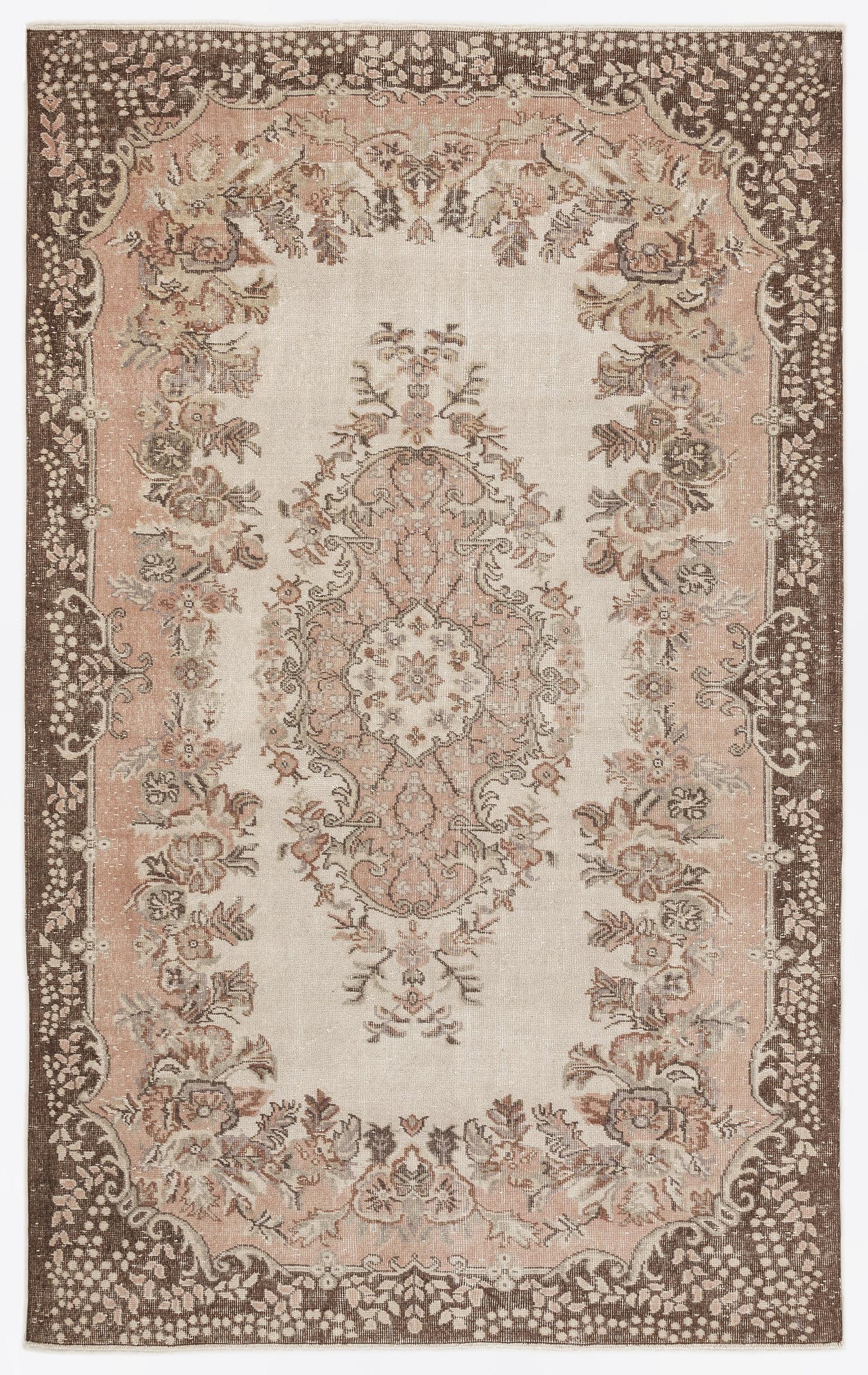 Thana - Vintage Medallion Rug - 6'2 X 9'9