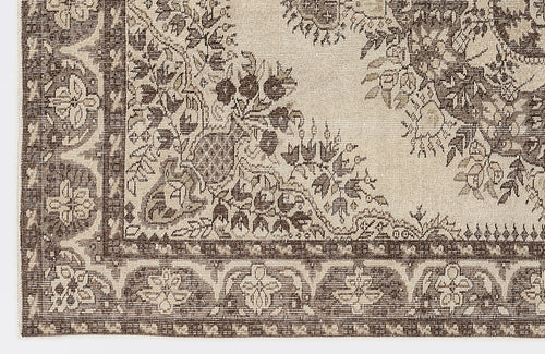 Load image 1 in gallery view. Thaar - Vintage Medallion Rug - 5'6 X 8'7